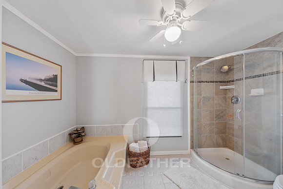 32-38785 ROOSEVELT AVE-32