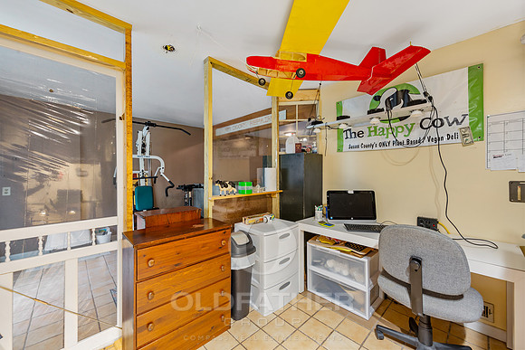 11-127 TOBIN DR-11