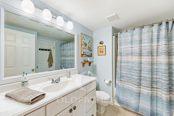 17-127 TOBIN DR-17