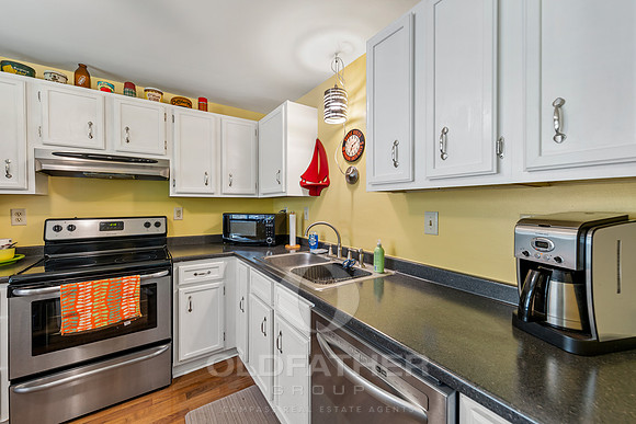 33-127 TOBIN DR-33