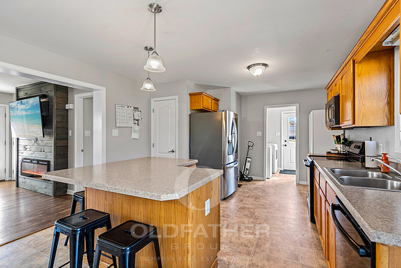 10-25149 N LEGACY LN-10