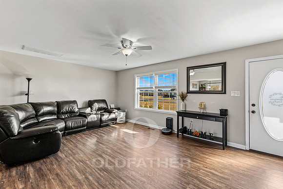 13-25149 N LEGACY LN-13