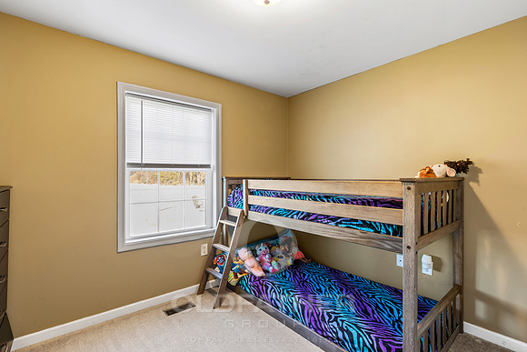 17-25149 N LEGACY LN-17