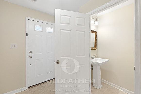 05-27567 MAYFIELD RD-5