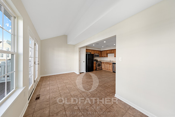 06-27567 MAYFIELD RD-6
