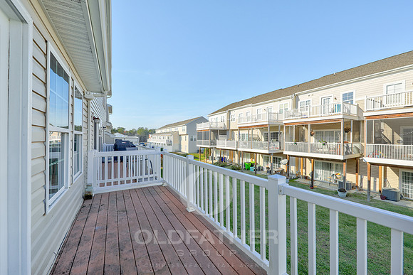 28-27567 MAYFIELD RD-28
