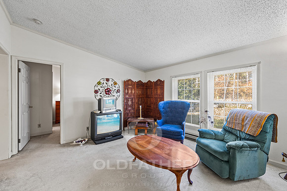 08-29030 LOG CABIN HILL RD-8