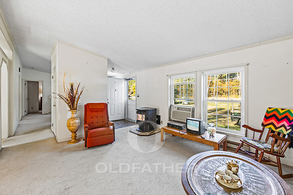 13-29030 LOG CABIN HILL RD-13