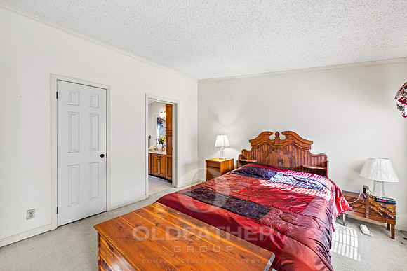 19-29030 LOG CABIN HILL RD-19