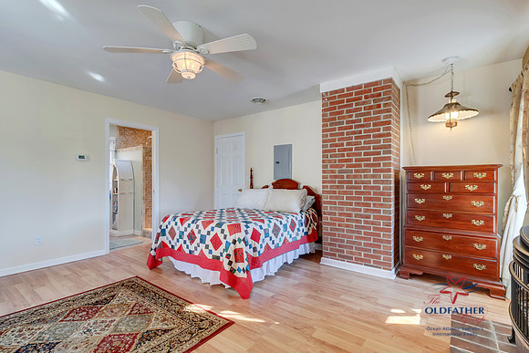 SUSSEX-PINES-22629-PRINT-034