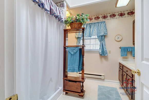 SUSSEX-PINES-22629-PRINT-040