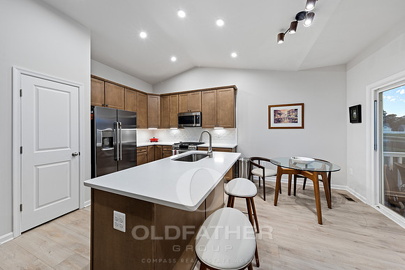 03-25068 TREEVIEW LN-9