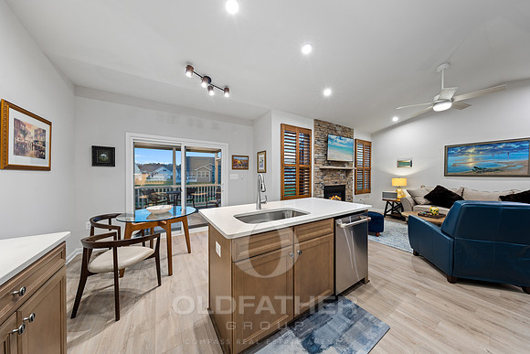 06-25068 TREEVIEW LN-12
