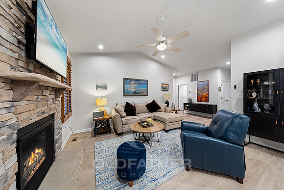 13-25068 TREEVIEW LN-19