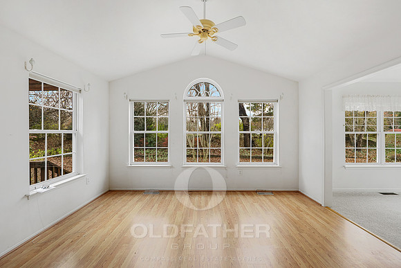 10-33735 N HERON DR-10