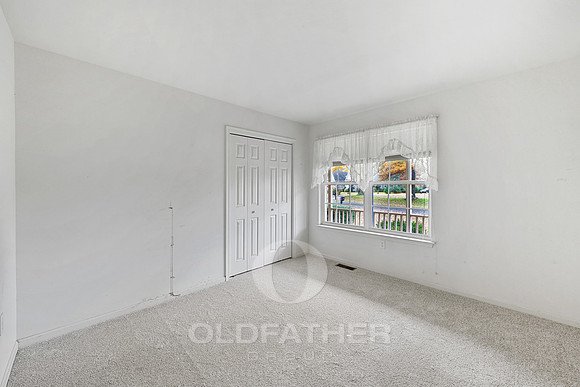 20-33735 N HERON DR-20