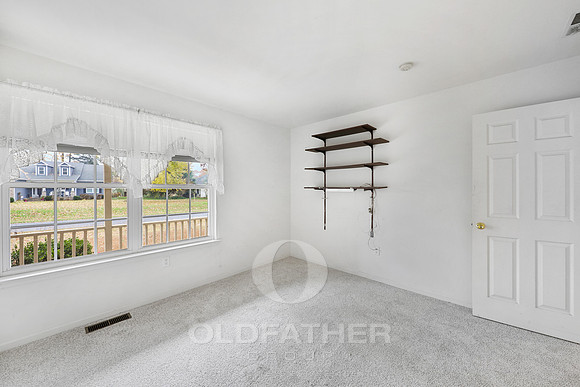 21-33735 N HERON DR-21
