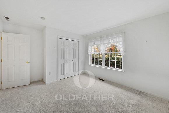 24-33735 N HERON DR-24