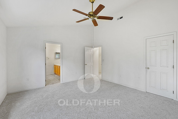 28-33735 N HERON DR-28