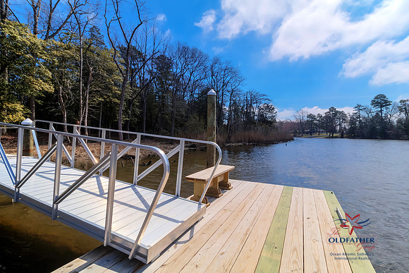 DURHAM-32599-PRINT-025
