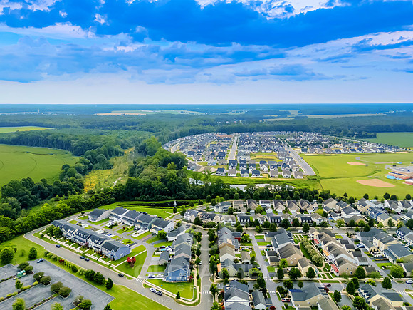 VILLAGE-CTR-402-PRINT-004