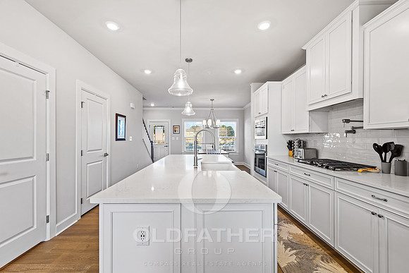12-216 RED CEDAR DR-16