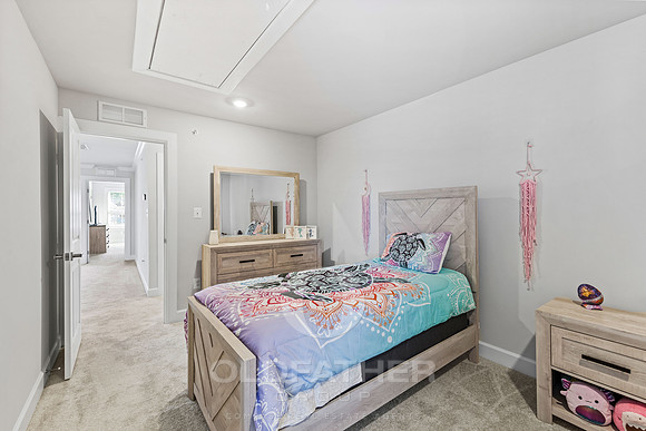 34-216 RED CEDAR DR-38