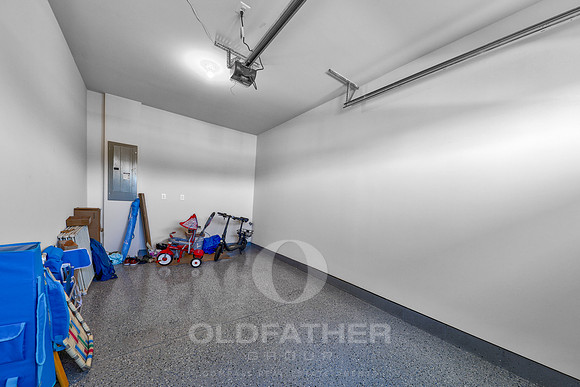 38-216 RED CEDAR DR-42