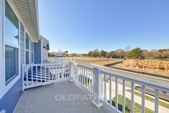 39-216 RED CEDAR DR-43