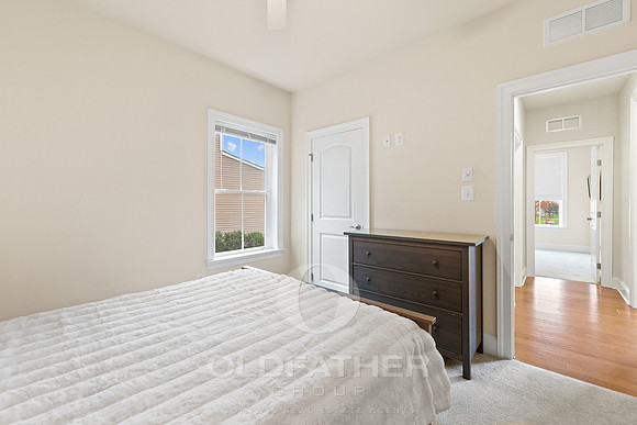 32-41267 gloucester in-18