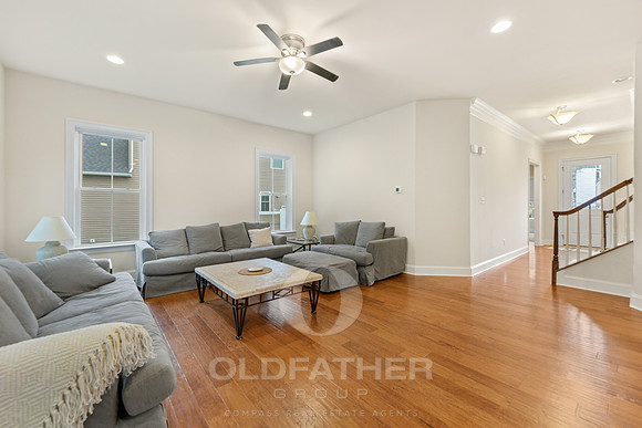35-41267 gloucester in-21