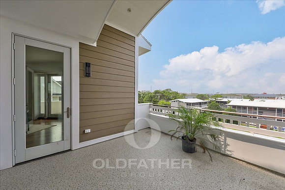 12-34 collins ext-9