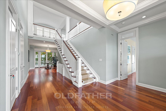 41-34 COLLINS AVE-2