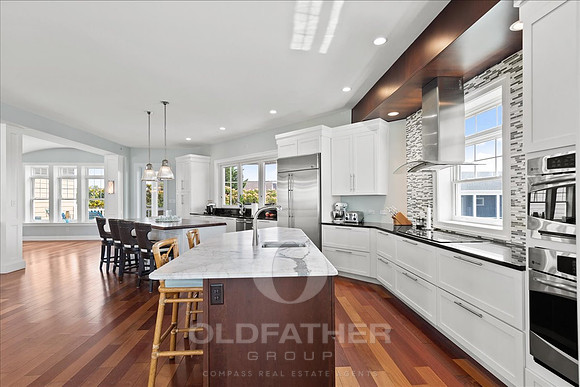 47-34 COLLINS AVE-8
