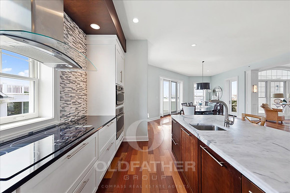 50-34 COLLINS AVE-11