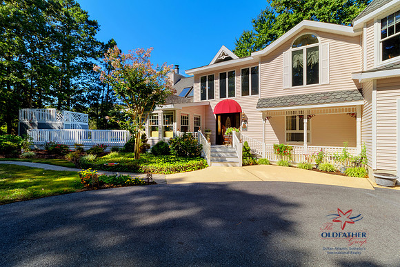 CLUBHOUSE-PRINT-004