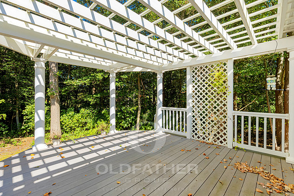 RIVERBEND-31173-PRINT-025