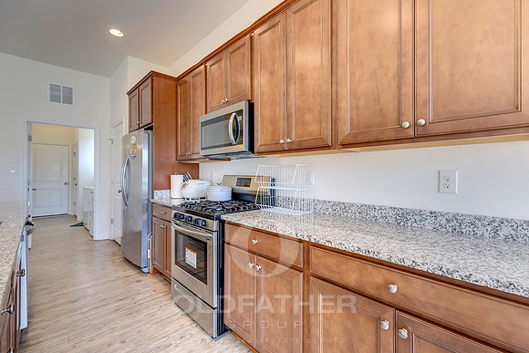 RIVERSTONE-29662-PRINT-039