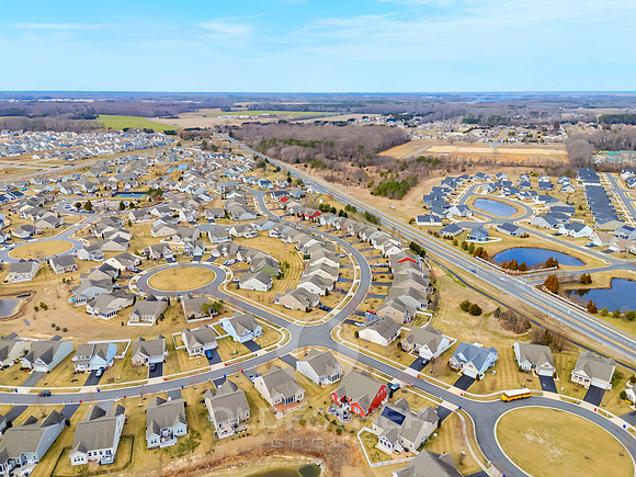 VINCENT-VILLAGE-29585-PRINT-008