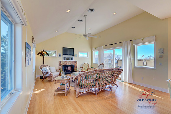 SBAYSHORE-PRINT-044