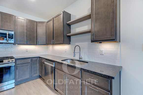 COLDSTREAM-33836-PRINT-043