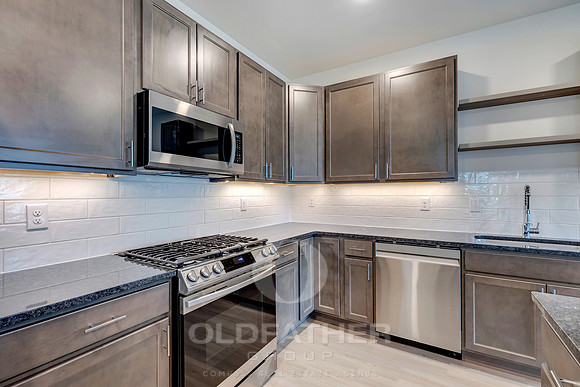 COLDSTREAM-33836-PRINT-040