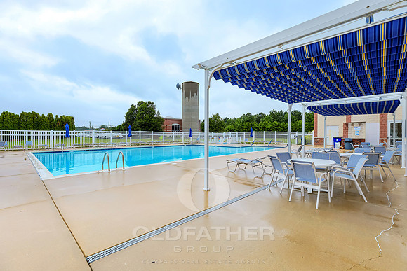 VILLAGE-CENTER-BLVD-402-PRINT-002